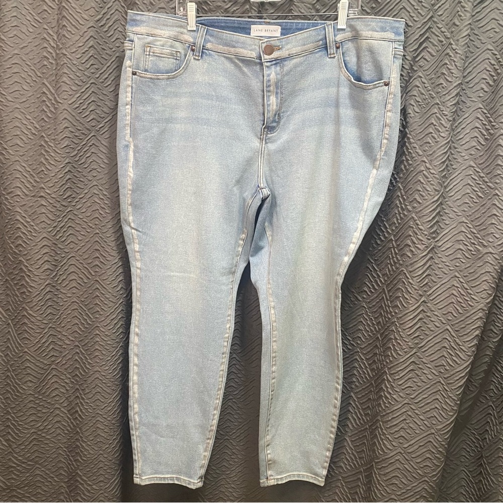 Lane Bryant Light Wash Jeans with Silver Stripe plus size 20 VGW EUC